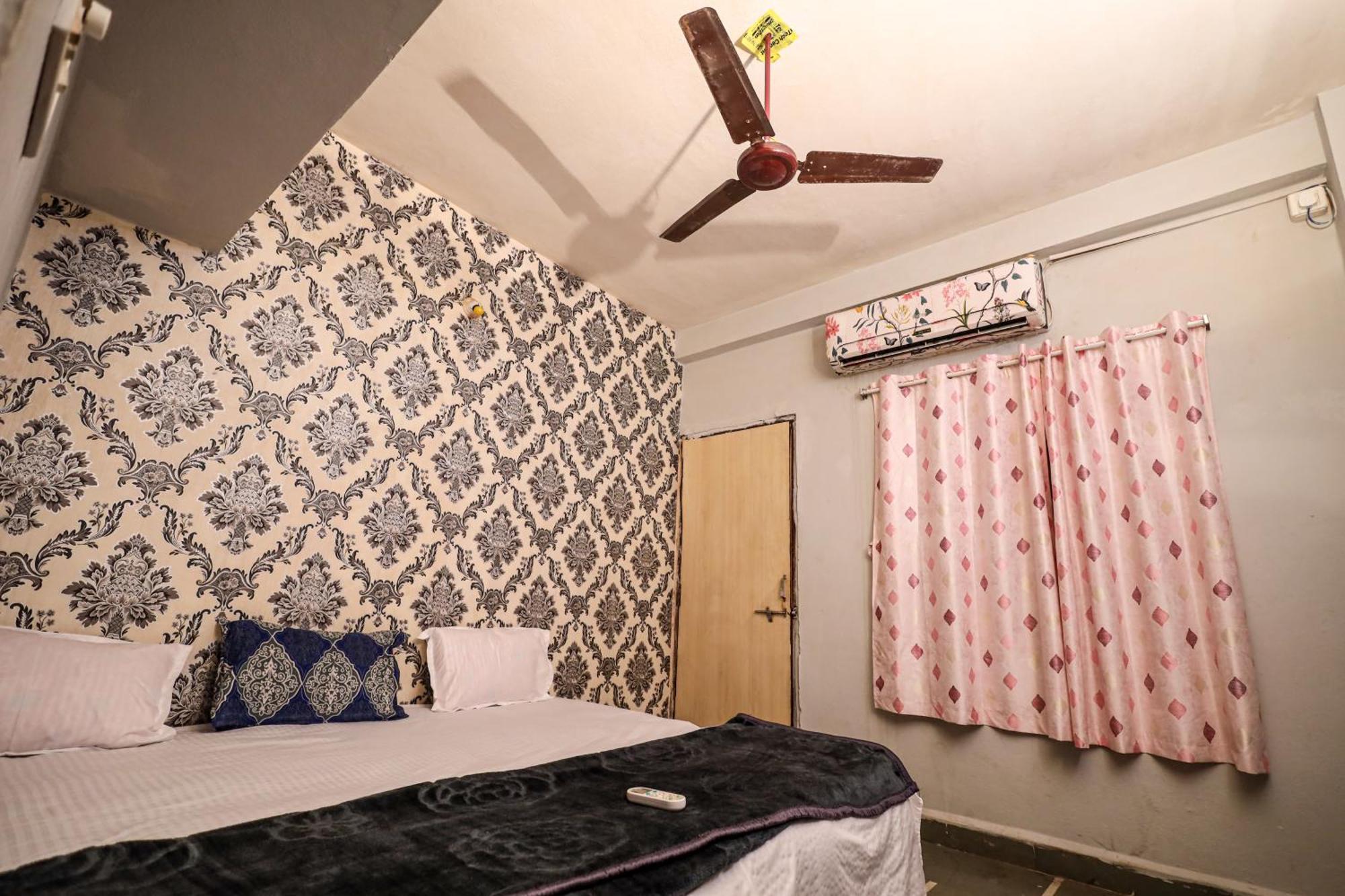 Rai Guest House Ujjain Eksteriør bilde
