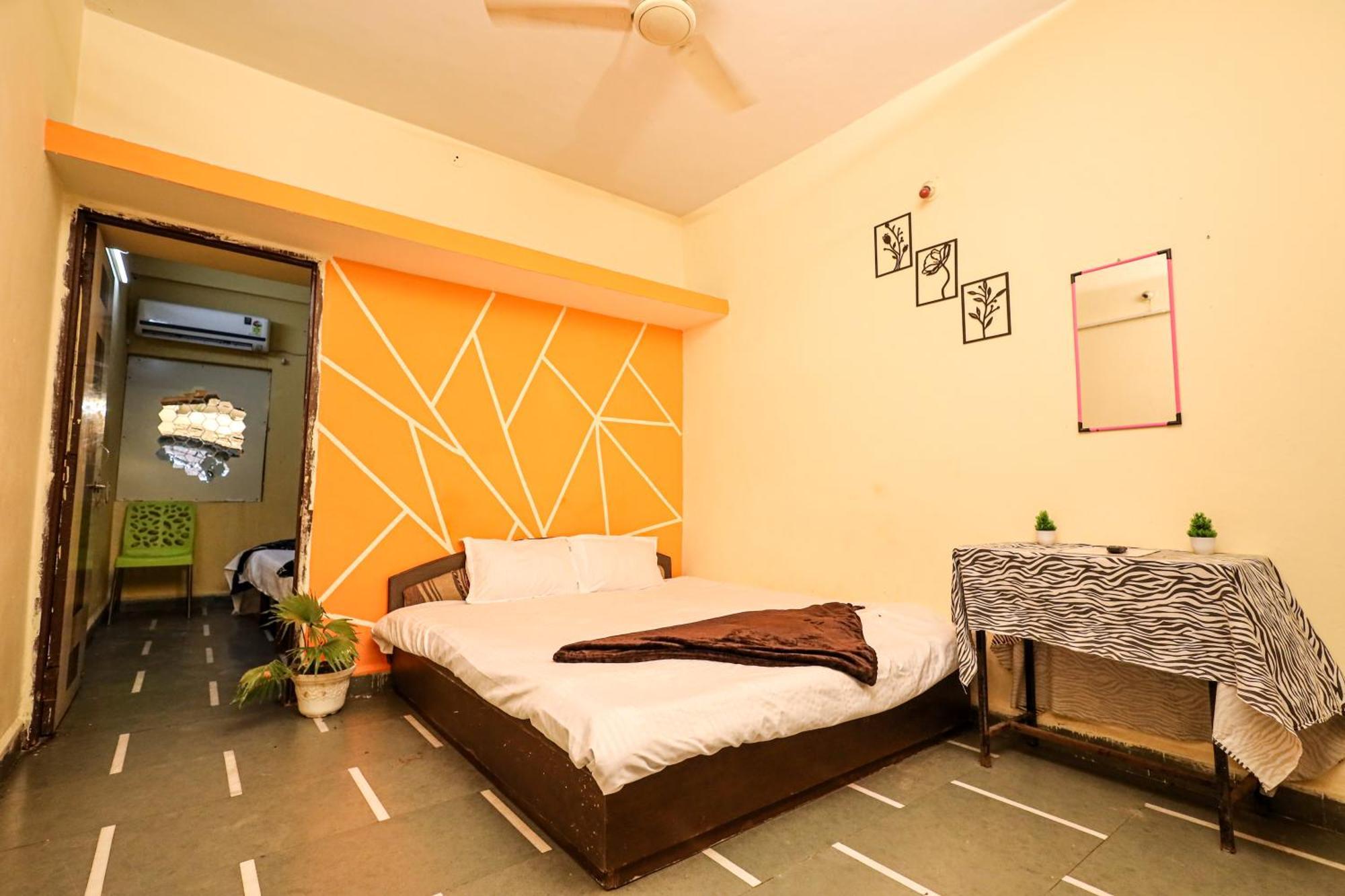 Rai Guest House Ujjain Eksteriør bilde