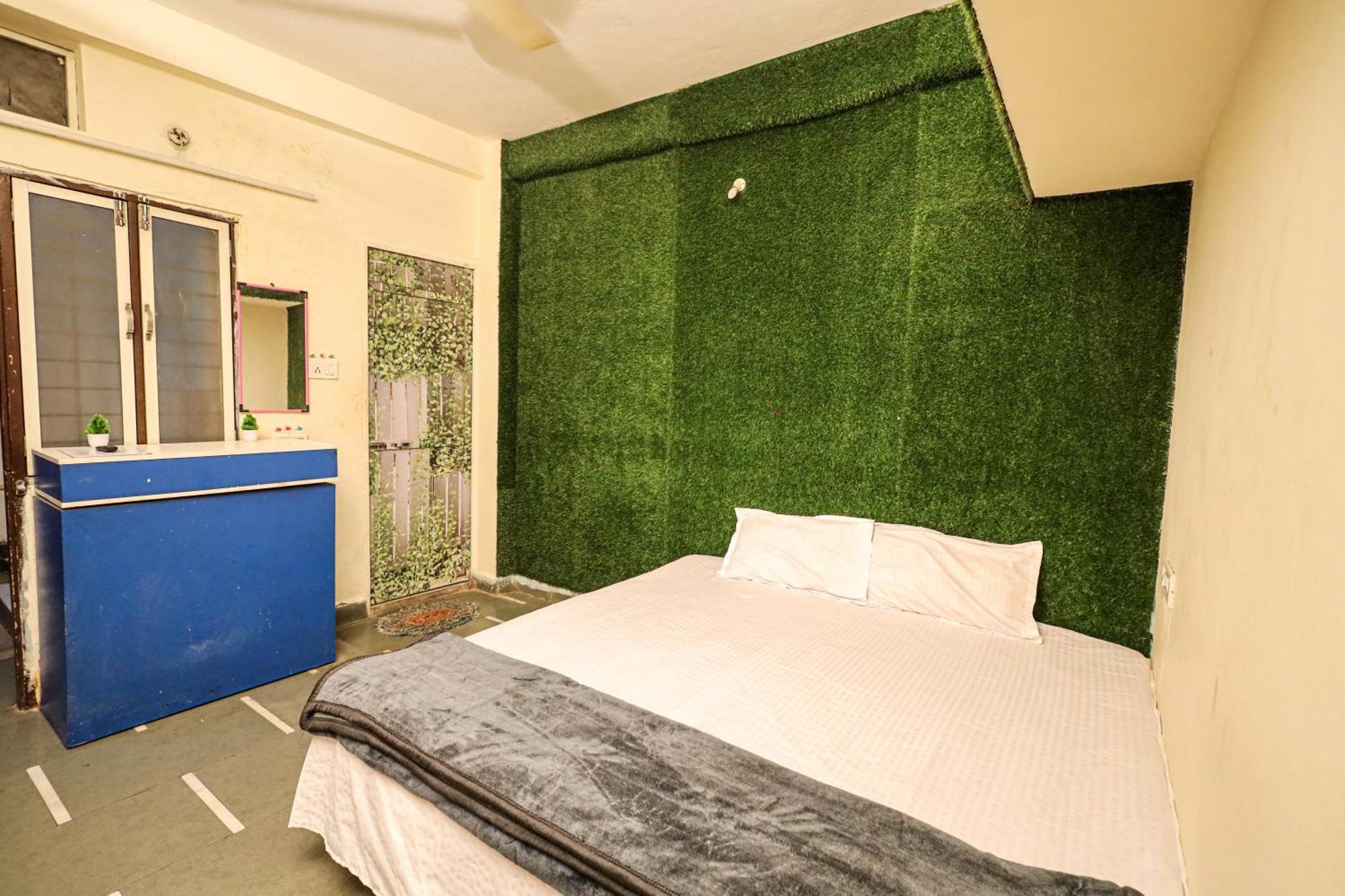 Rai Guest House Ujjain Eksteriør bilde