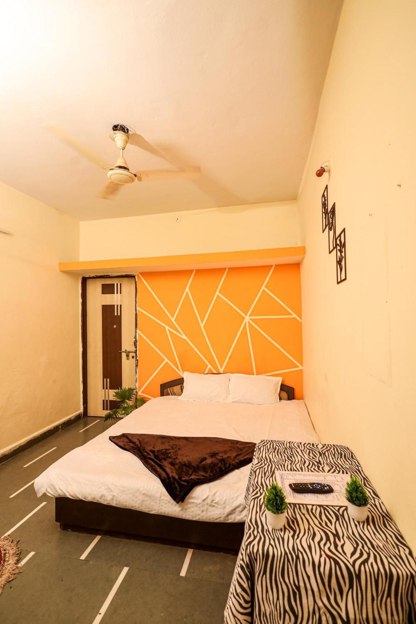 Rai Guest House Ujjain Eksteriør bilde